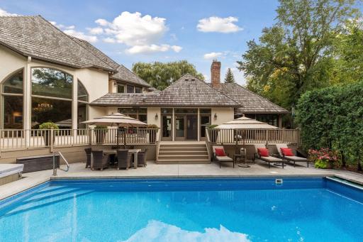 1300 French Creek Drive, Wayzata, MN 55391