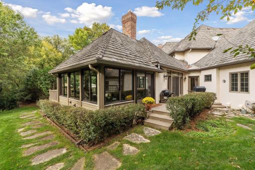 1300 French Creek Drive, Wayzata, MN 55391