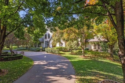 1300 French Creek Drive, Wayzata, MN 55391