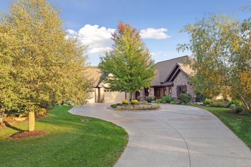 2935 Jonquil Trail N, Lake Elmo, MN 55042