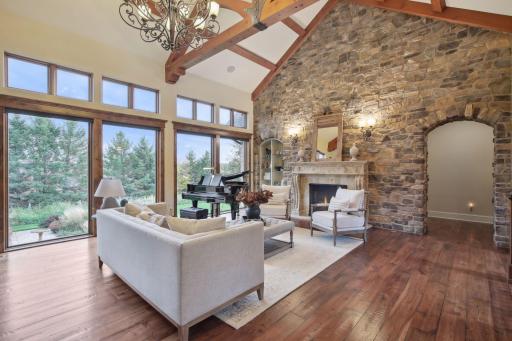 2935 Jonquil Trail N, Lake Elmo, MN 55042