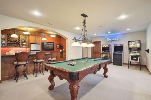 2935 Jonquil Trail N, Lake Elmo, MN 55042