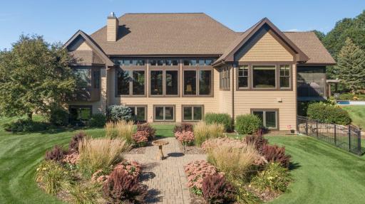 2935 Jonquil Trail N, Lake Elmo, MN 55042