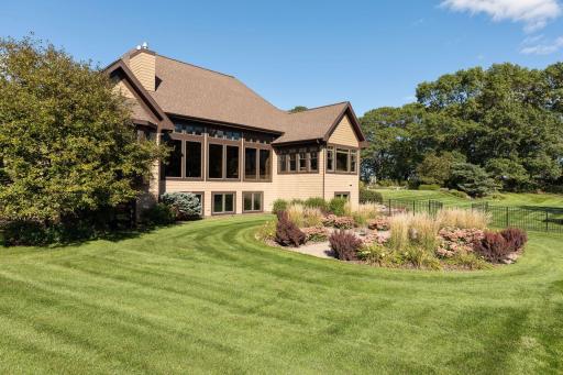 2935 Jonquil Trail N, Lake Elmo, MN 55042