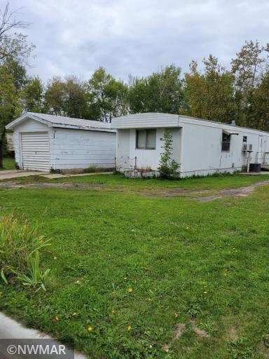 612 2nd Street NW, Baudette, MN 56623