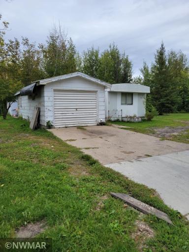 612 2nd Street NW, Baudette, MN 56623