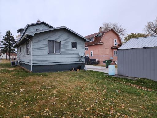 1402 East Avenue, Worthington, MN 56187