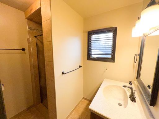 1402 East Avenue, Worthington, MN 56187