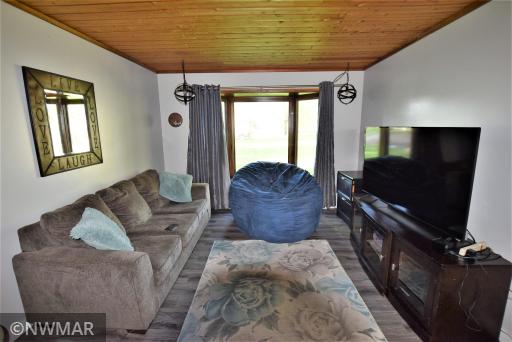 56702 County Road 137, Warroad, MN 56763
