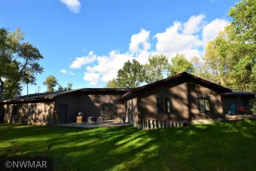 56702 County Road 137, Warroad, MN 56763