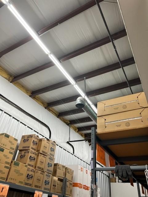 1008 S Broadway - storage.jpg