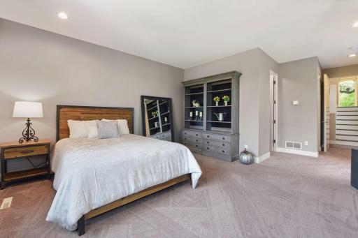 480 Deborah Drive, Maple Plain, MN 55359