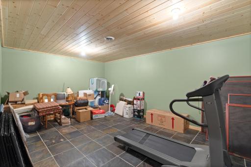 20529 Round Lake Rd-43.jpg