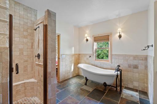 20529 Round Lake Rd-36.jpg