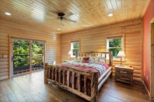 20529 Round Lake Rd-30.jpg