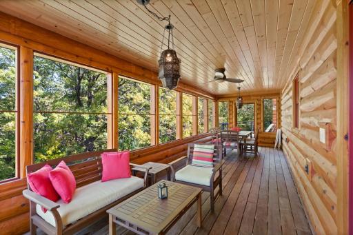 20529 Round Lake Rd-16.jpg