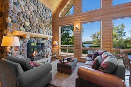 20529 Round Lake Rd-4.jpg