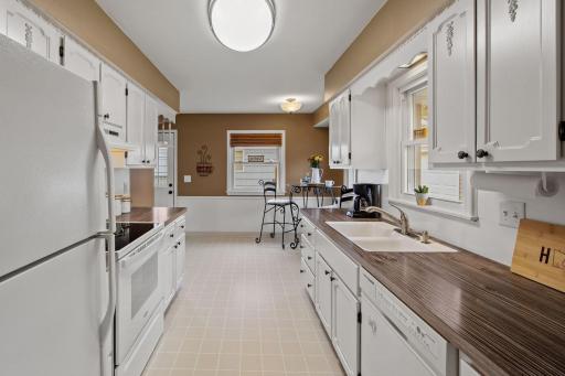 Photo for 8241 30th Avenue N, Crystal, MN 55427 - Listing #6267042 8241 30th Avenue N, Crystal, MN 55427