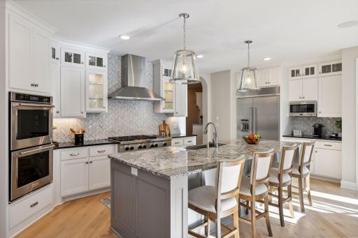 5190 Yellowstone Lane N, Plymouth, MN 55446