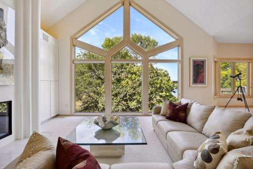 7640 Crimson Bay Road, Chaska, MN 55318