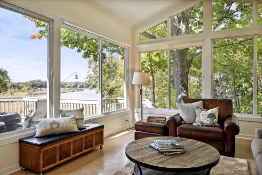 7640 Crimson Bay Road, Chaska, MN 55318