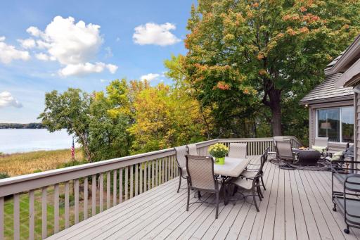7640 Crimson Bay Road, Chaska, MN 55318