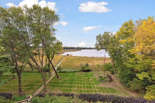 7640 Crimson Bay Road, Chaska, MN 55318