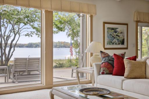 7640 Crimson Bay Road, Chaska, MN 55318