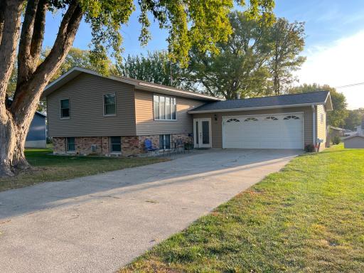 751 Knoll Road, Emmons, MN 56029