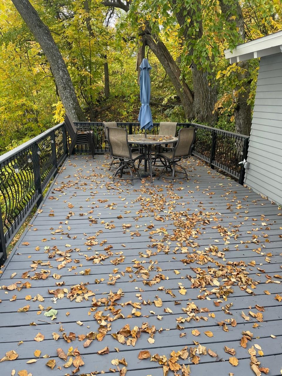 Pelican Lake - Deck - 10-4-22 - 4.jpg