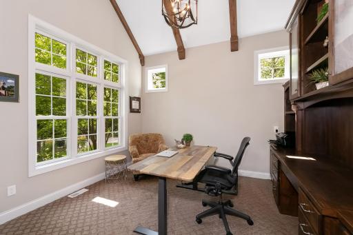 4834 Timber Ridge Circle, Minnetonka, MN 55345