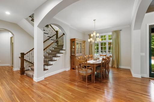 4834 Timber Ridge Circle, Minnetonka, MN 55345