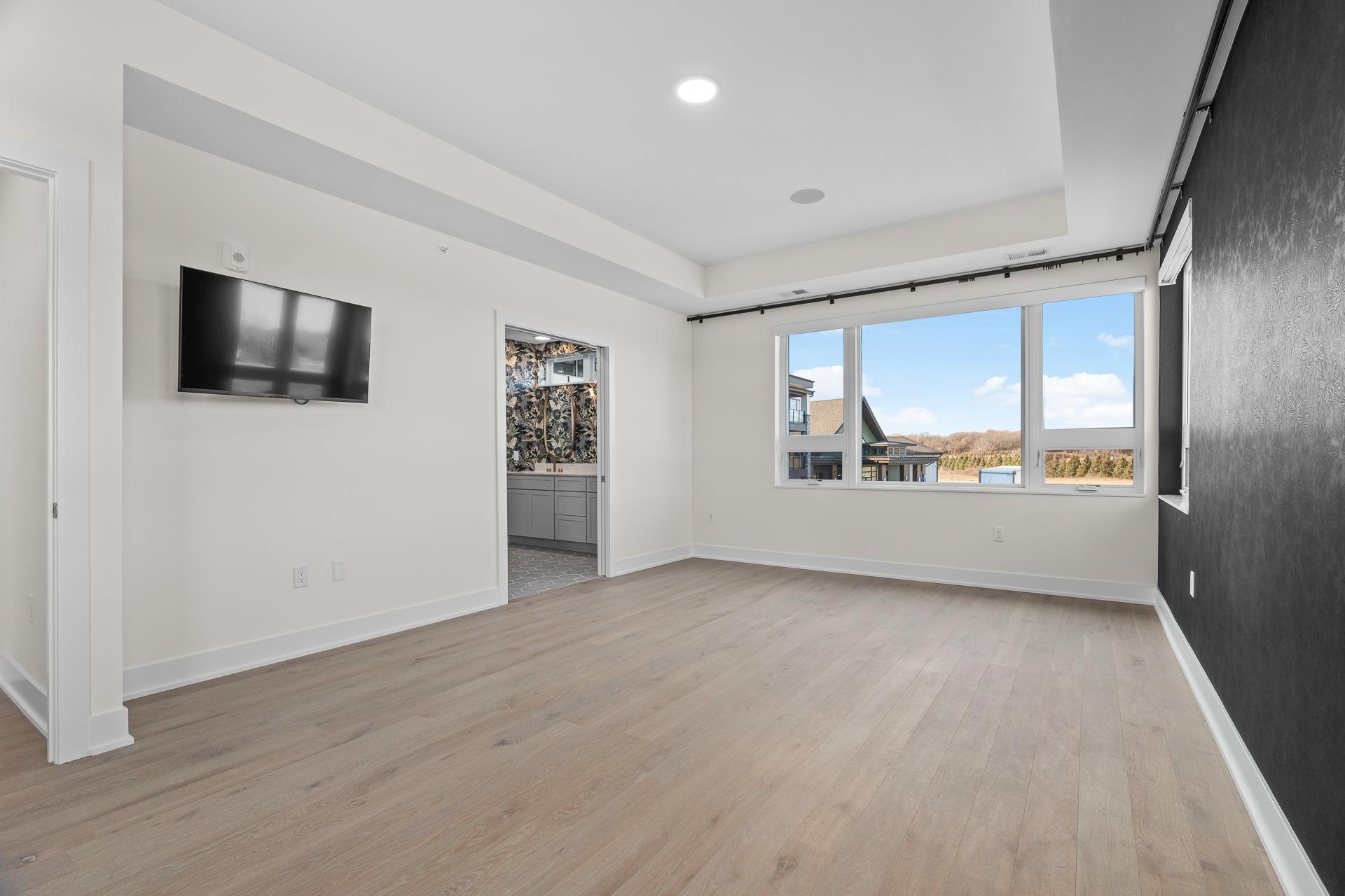 Hill Farm Condos #209