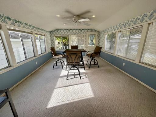 4 Season porch w/access to backyard