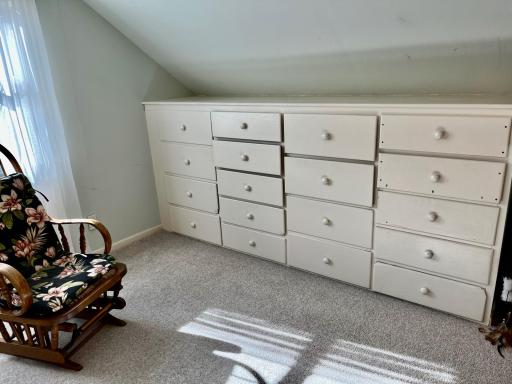 Bedroom 4 built in dresser