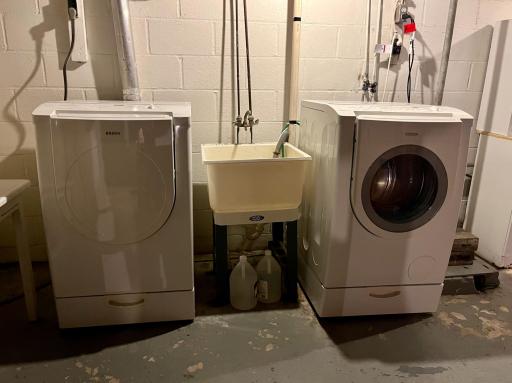 Bosch washer & dryer