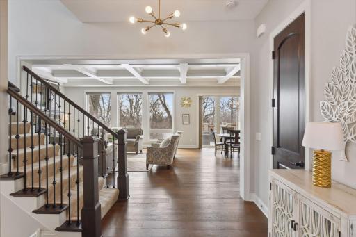11024 Aquila Bluffs Circle, Bloomington, MN 55438