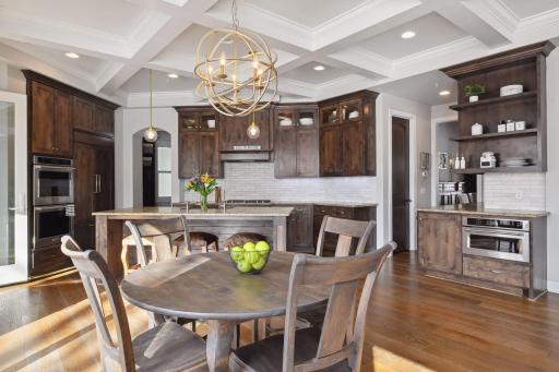 11024 Aquila Bluffs Circle, Bloomington, MN 55438
