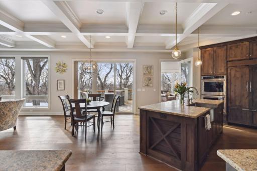 11024 Aquila Bluffs Circle, Bloomington, MN 55438