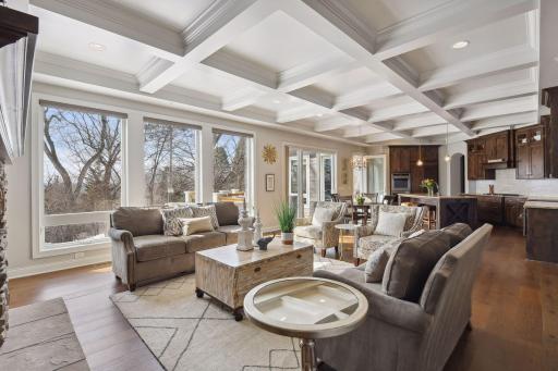 11024 Aquila Bluffs Circle, Bloomington, MN 55438