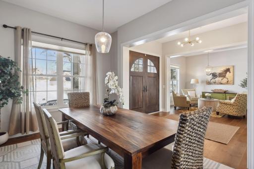 11024 Aquila Bluffs Circle, Bloomington, MN 55438