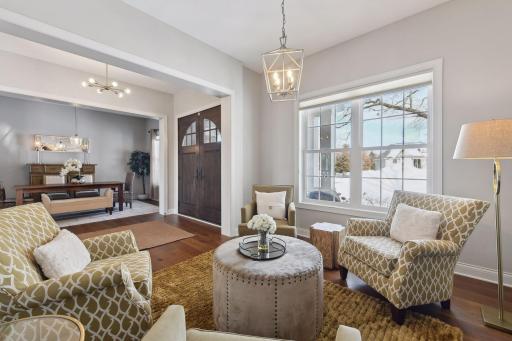 11024 Aquila Bluffs Circle, Bloomington, MN 55438