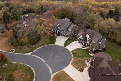 11024 Aquila Bluffs Circle, Bloomington, MN 55438