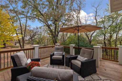 11024 Aquila Bluffs Circle, Bloomington, MN 55438
