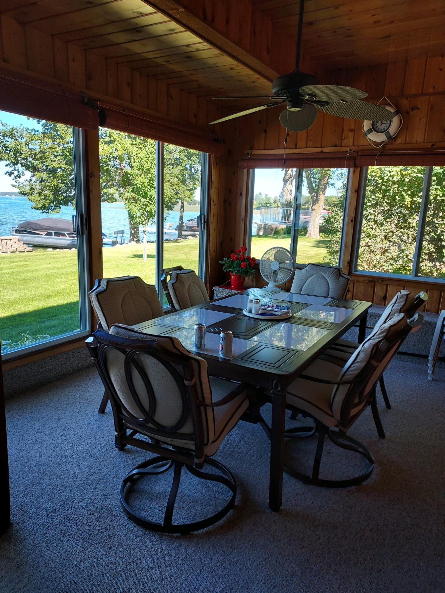 19. Lakeside sunroom.jpg
