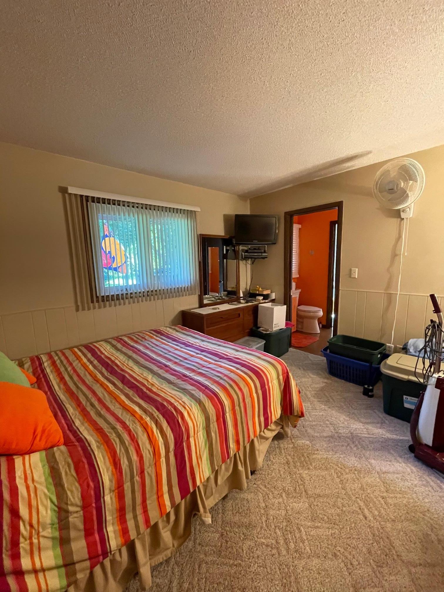 21. Master Bedroom.jpeg