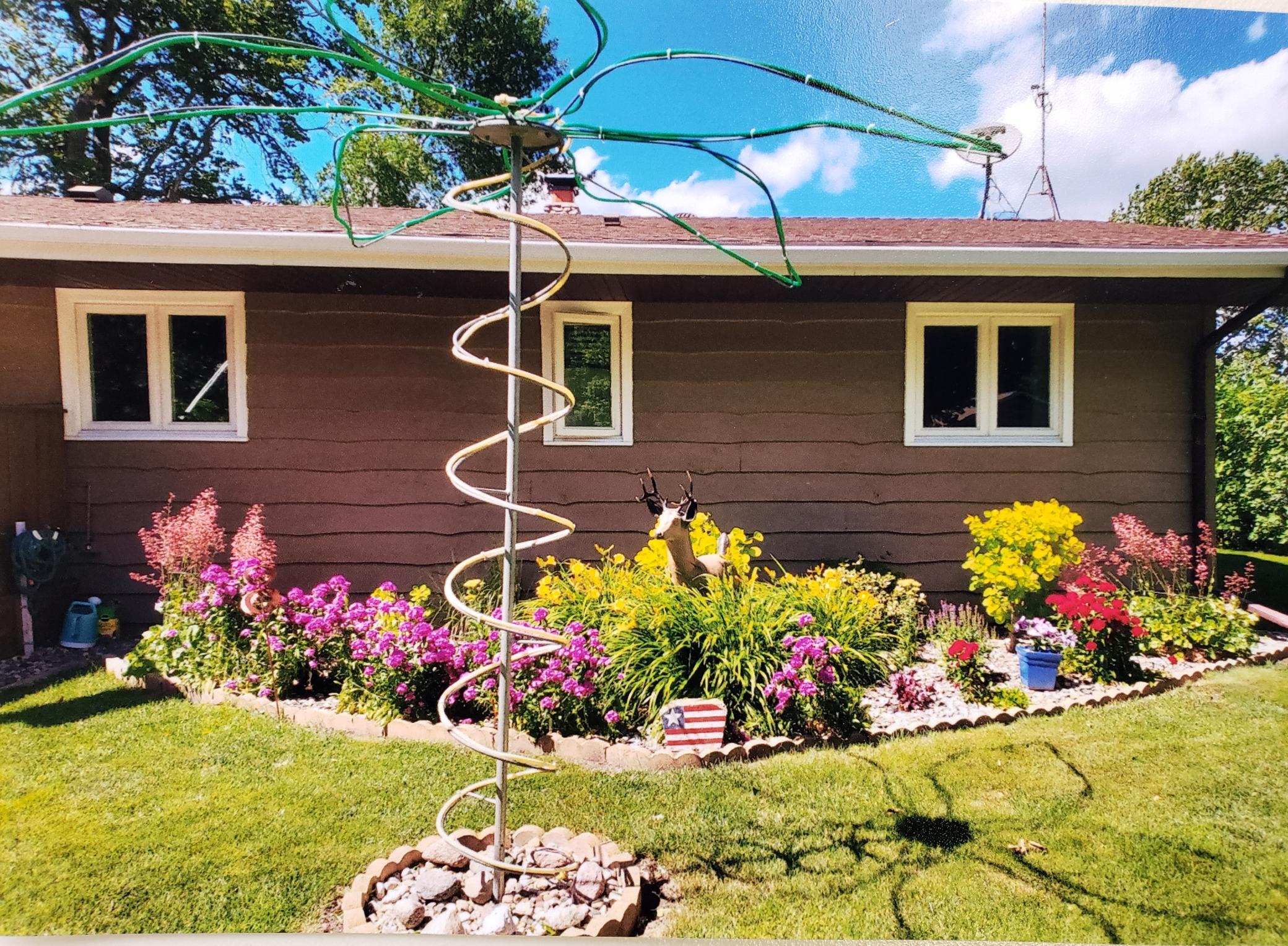 39. Beautiful Gardens.jpg