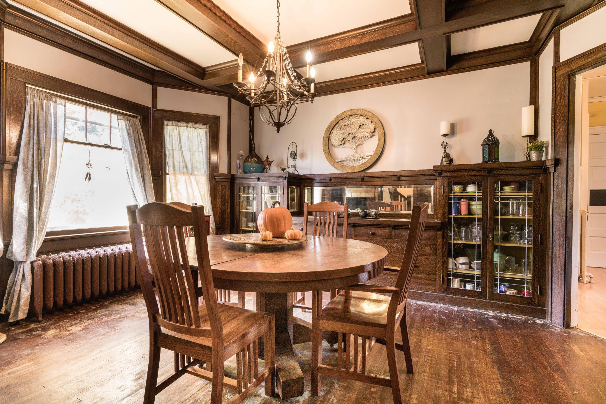 dining room