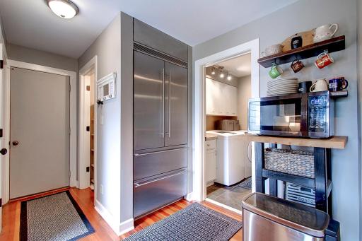 Owners will miss this great refrigerator with TWO freezer drawers.