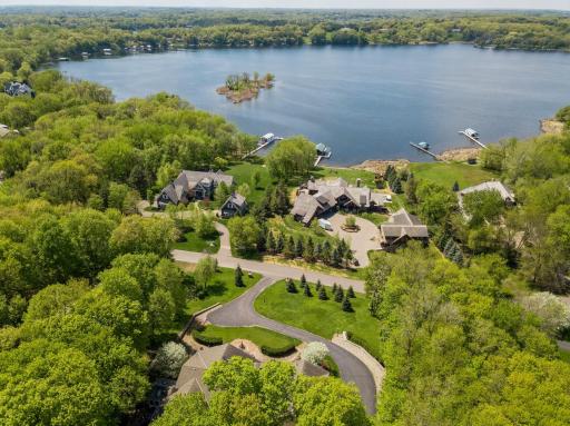 500 Oxford Road, Long Lake, MN 55356